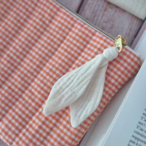 Cadeaux de fin d&rsquo;année – Pochette vichy orange