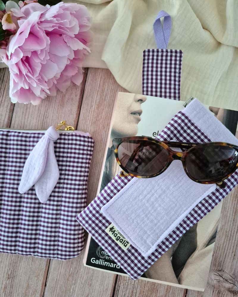 Cadeaux de fin d'année - Pochette vichy violet – Image 4